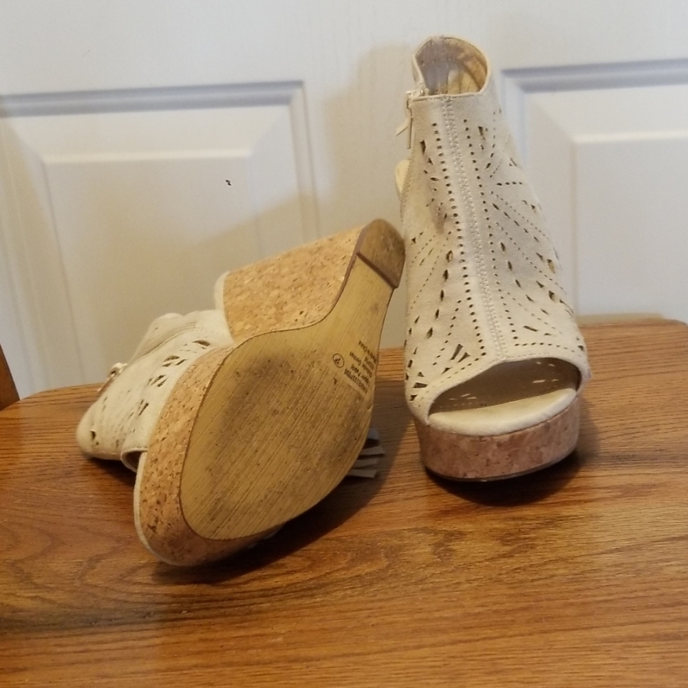 Wedges - Picture 3 of 3